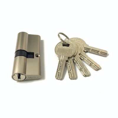Dimensioni personalizzate cilindro a doppia serratura Lega di zinco Euro cilindro 70 mm con chiave in ottone o in ferro